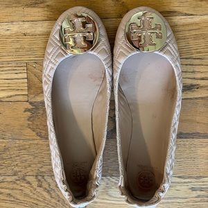 Blush Tory Burch Quilted Flats